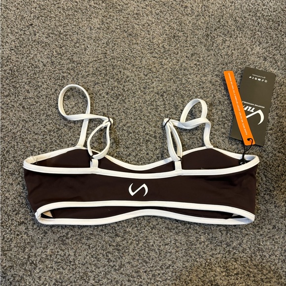 TLF Minimal Sports Bra - Picture 2 of 4